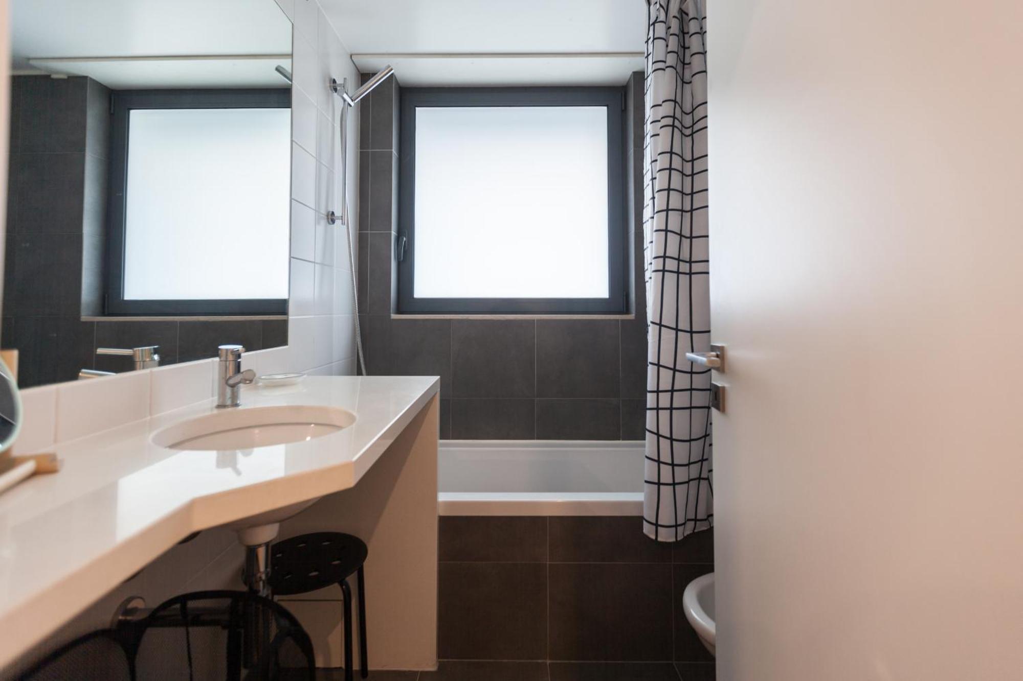 Appartamento Flh Martim Moniz Artistic Flat Lisbona Esterno foto